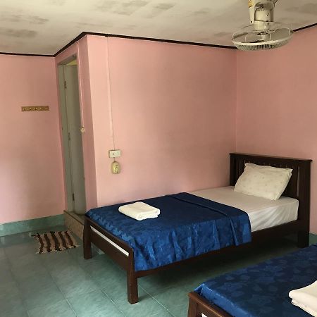 Cashew Nut Bungalows Hotel Ao Nang Buitenkant foto