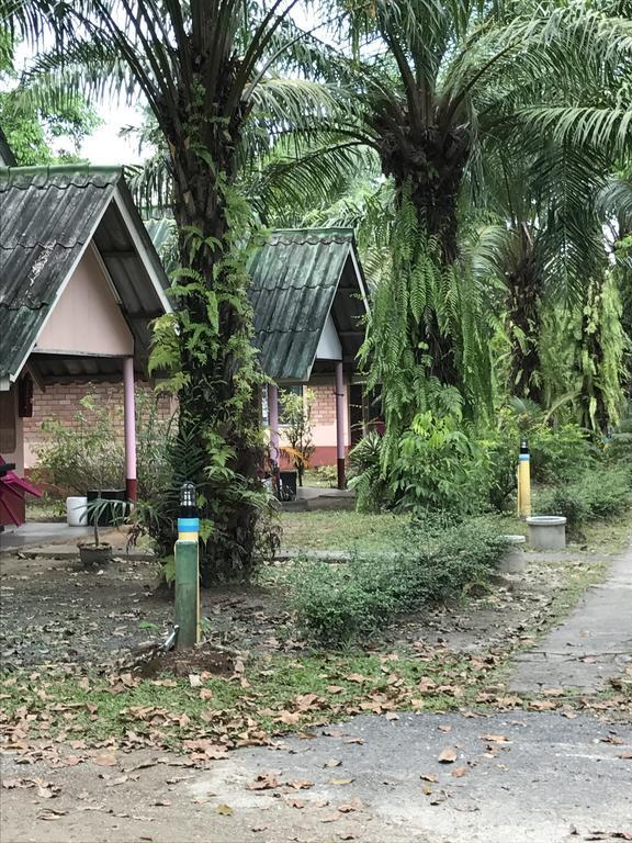 Cashew Nut Bungalows Hotel Ao Nang Buitenkant foto