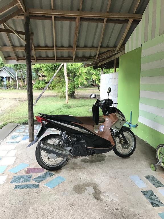 Cashew Nut Bungalows Hotel Ao Nang Buitenkant foto