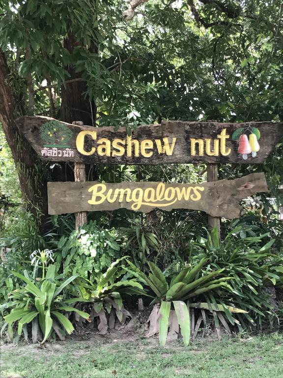 Cashew Nut Bungalows Hotel Ao Nang Buitenkant foto