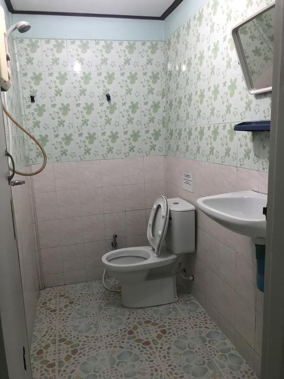 Cashew Nut Bungalows Hotel Ao Nang Buitenkant foto